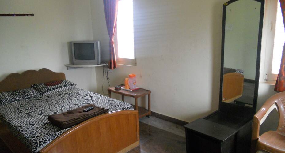 Janapriya Lodge, Kadapa 5
